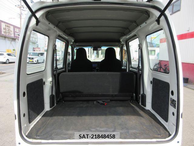 Toyota PIXIS VAN 2018-04 281456-13