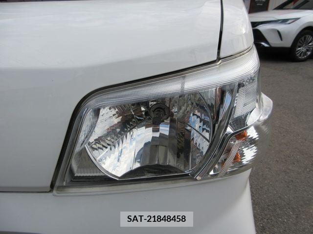 Toyota PIXIS VAN 2018-04 281456-16