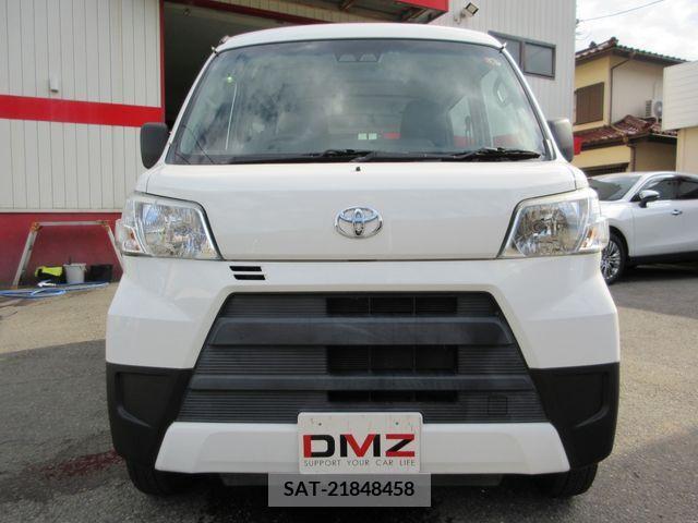 Toyota PIXIS VAN 2018-04 281456-2
