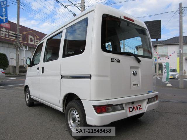Toyota PIXIS VAN 2018-04 281456-4