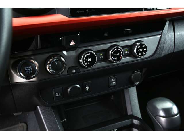 Toyota TACOMA 2016-10 11757-15