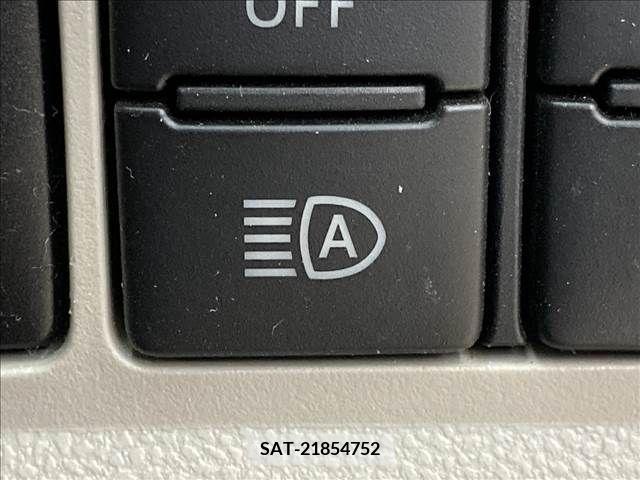 Toyota PASSO 2019-02 208883-7