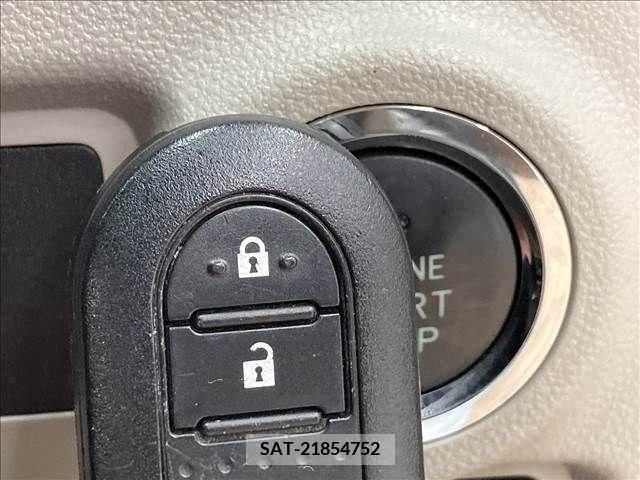 Toyota PASSO 2019-02 208883-9