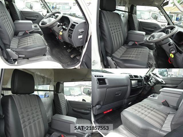 Mazda BONGO VAN 2019-07 395982-13