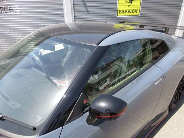 Nissan GT-R 2021-11 3253-9