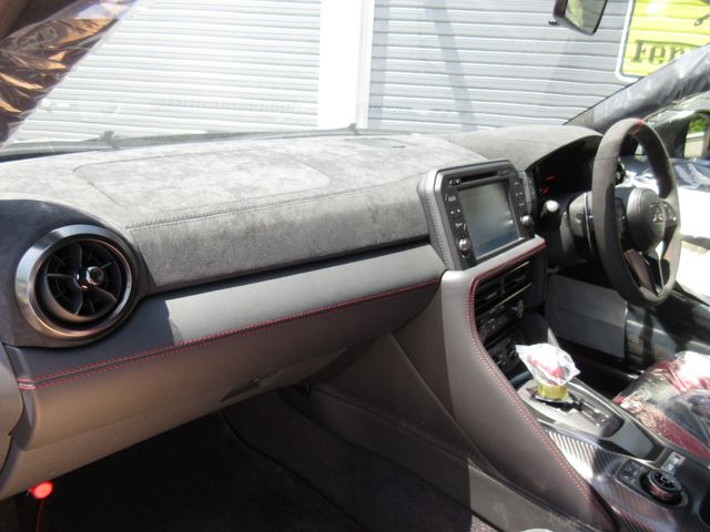 Nissan GT-R 2021-11 3253-20