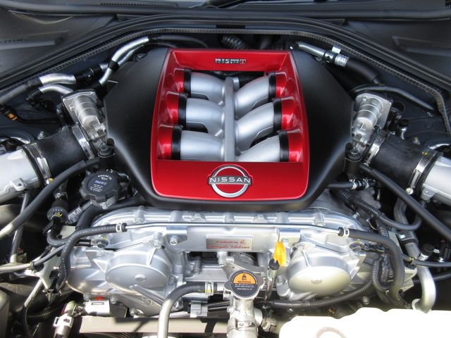 Nissan GT-R 2021-11 3253-29
