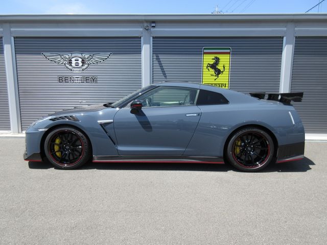 Nissan GT-R 2021-11 3253-10
