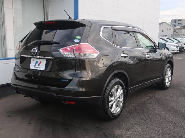 Nissan X-TRAIL 2015-02 190043-17
