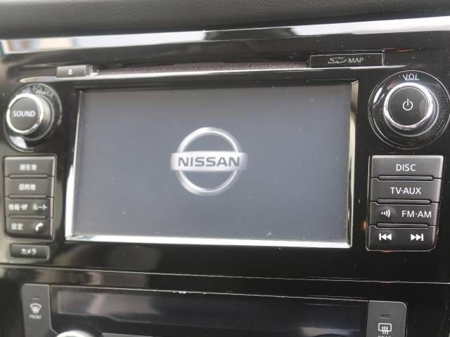 Nissan X-TRAIL 2015-02 190043-3