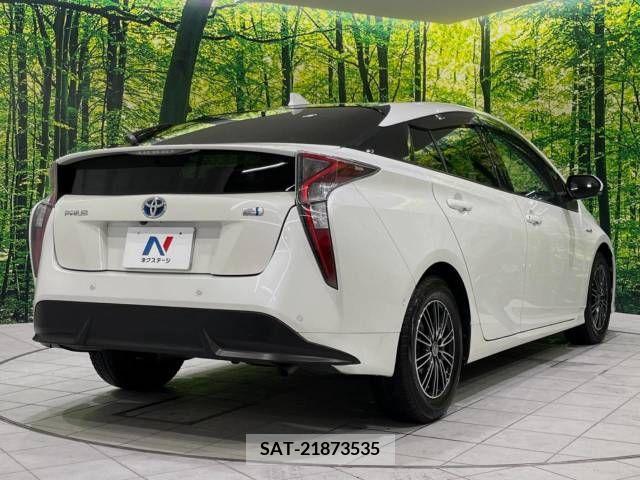 Toyota PRIUS 2017-11 338531-17