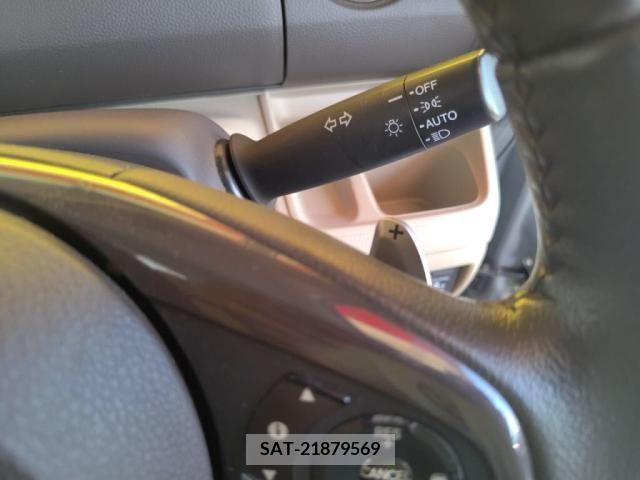 Honda N BOX 2019-06 333873-15
