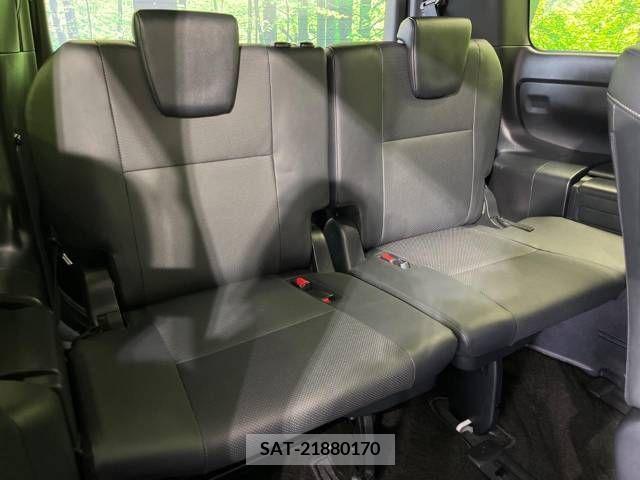 Toyota ESQUIRE 2018-04 237789-9