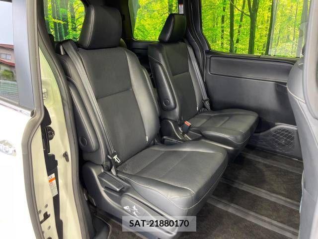 Toyota ESQUIRE 2018-04 237789-8
