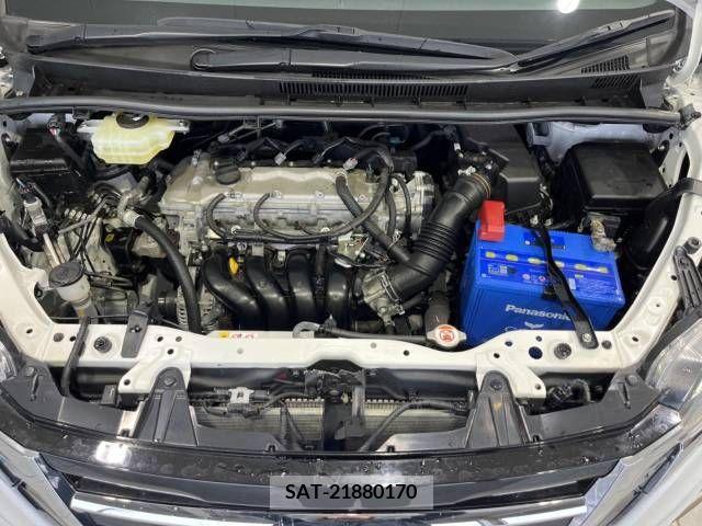 Toyota ESQUIRE 2018-04 237789-18