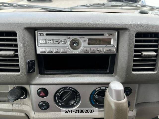 Suzuki EVERY WAGON 2014-04 301794-2