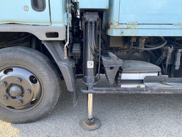 Mitsubishi CANTER 1999-01 184356-13
