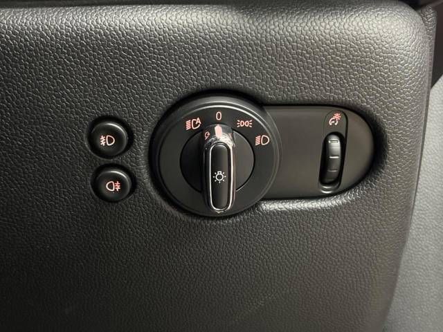 Bmw MINI 2018-11 28686-6