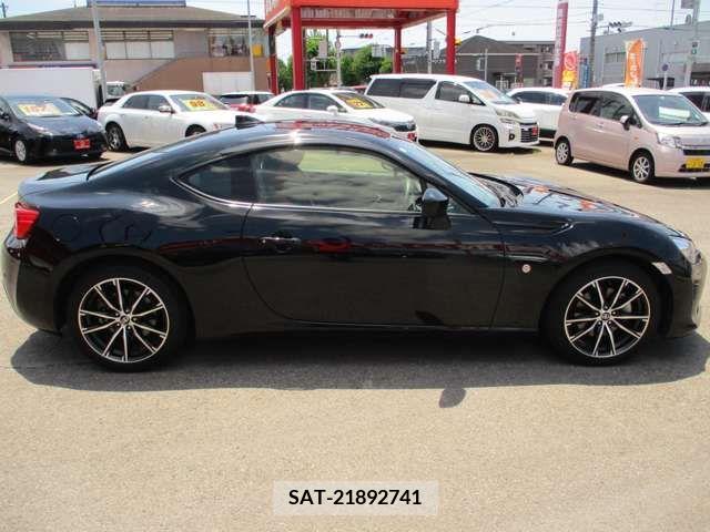 Toyota 86 2018-09 347526-3