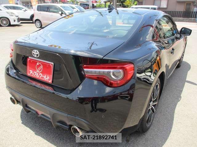 Toyota 86 2018-09 347526-7