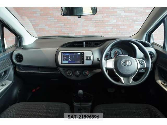 Toyota VITZ 2014-10 289626-7