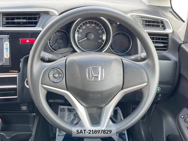 Honda FIT 2015-04 390828-10