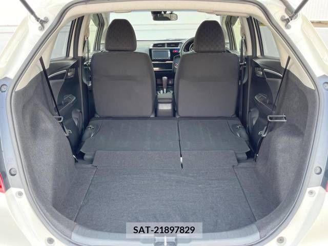 Honda FIT 2015-04 390828-9