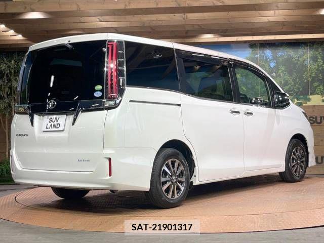 Toyota ESQUIRE 2018-09 268932-17