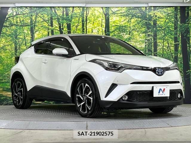 Toyota C-HR 2017-05 322977-16