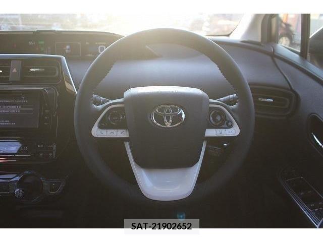 Toyota PRIUS 2016-02 345971-15