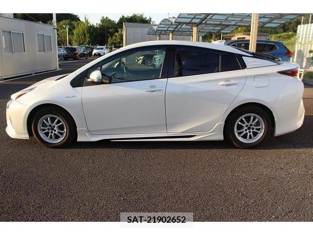 Toyota PRIUS 2016-02 345971-8