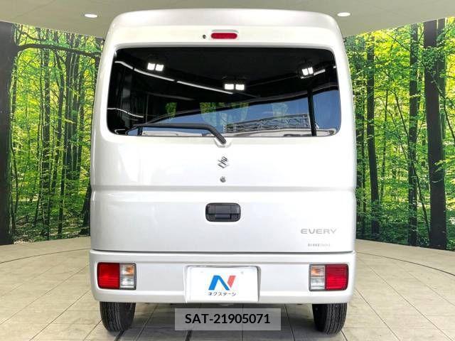 Suzuki EVERY 2021-04 268780-14