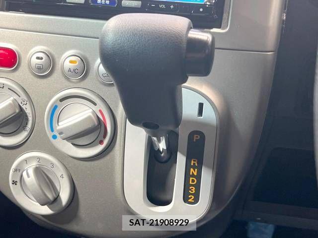 Nissan OTTI 2012-09 355038-19