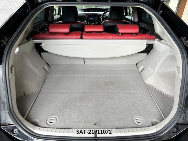 Toyota PRIUS 2013-07 282158-8