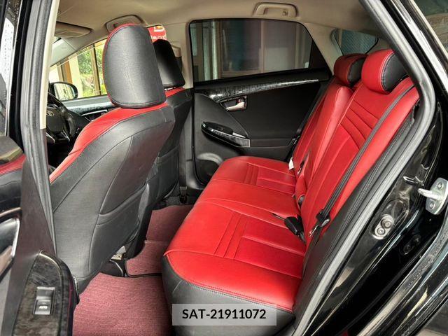 Toyota PRIUS 2013-07 282158-7