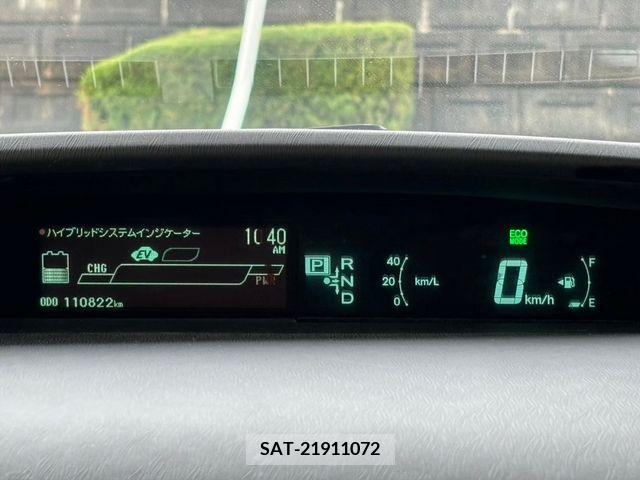 Toyota PRIUS 2013-07 282158-12