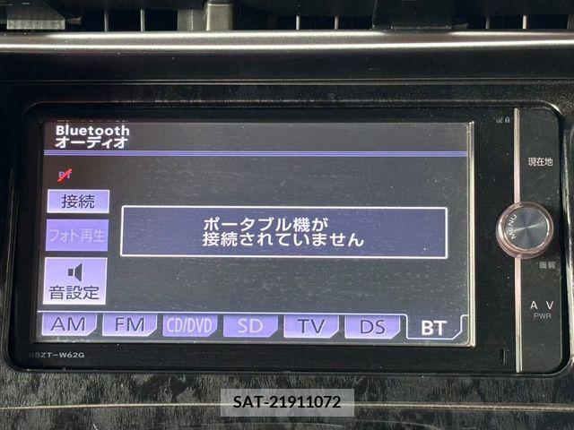 Toyota PRIUS 2013-07 282158-15