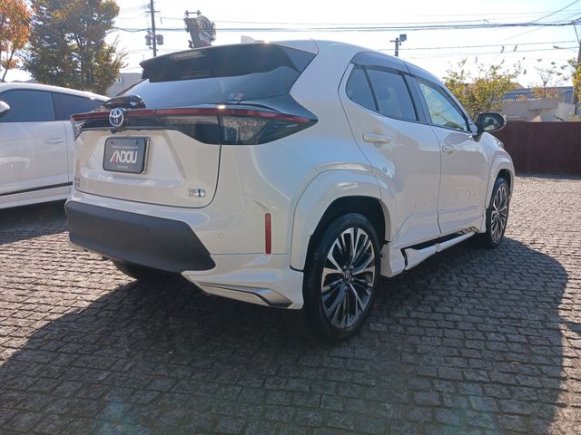 Toyota YARIS CROSS 2022-01 18042-6