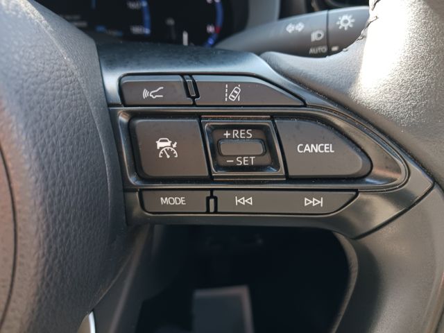 Toyota YARIS CROSS 2022-01 18042-23