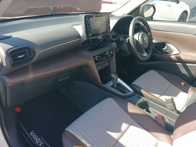 Toyota YARIS CROSS 2022-01 18042-25