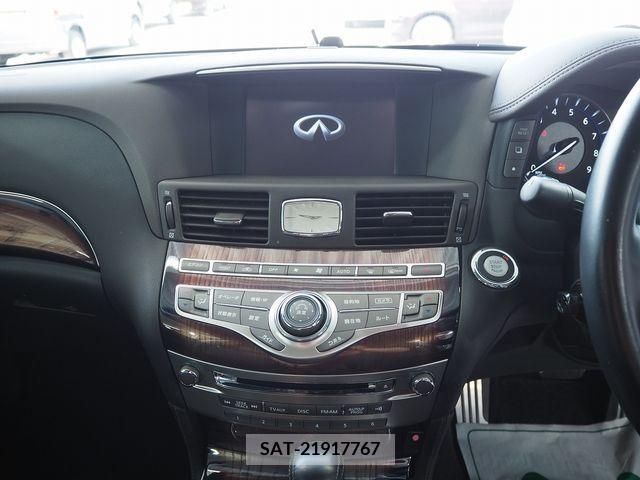 Nissan FUGA 2017-08 324494-12