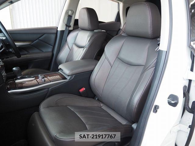 Nissan FUGA 2017-08 324494-8