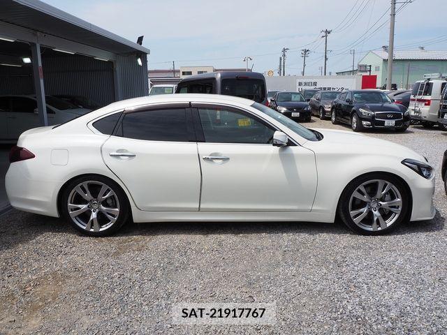 Nissan FUGA 2017-08 324494-4