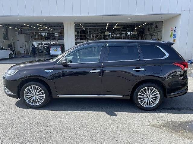Mitsubishi OUTLANDER PHEV 2018-10 11799-16