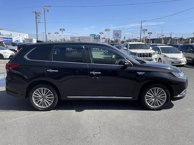 Mitsubishi OUTLANDER PHEV 2018-10 11799-15