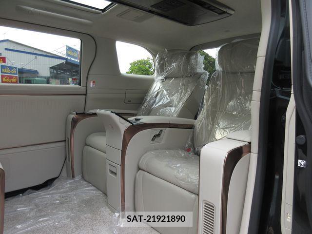 Lexus LM 2024-05 316245-12
