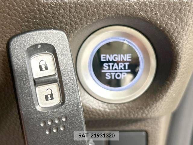 Honda N BOX 2021-05 307341-7