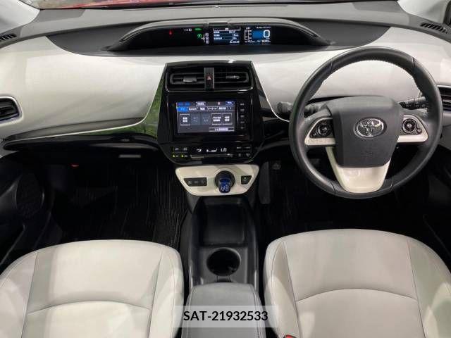 Toyota PRIUS 2016-03 385694-1