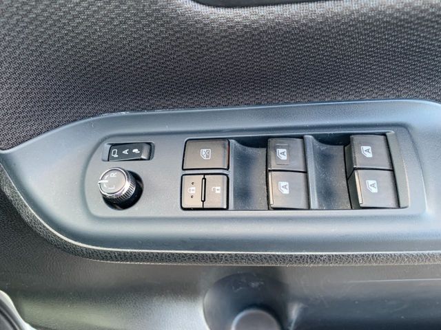 Toyota NOAH 2016-09 193499-14