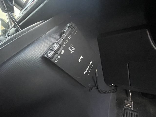 Toyota NOAH 2016-09 193499-11